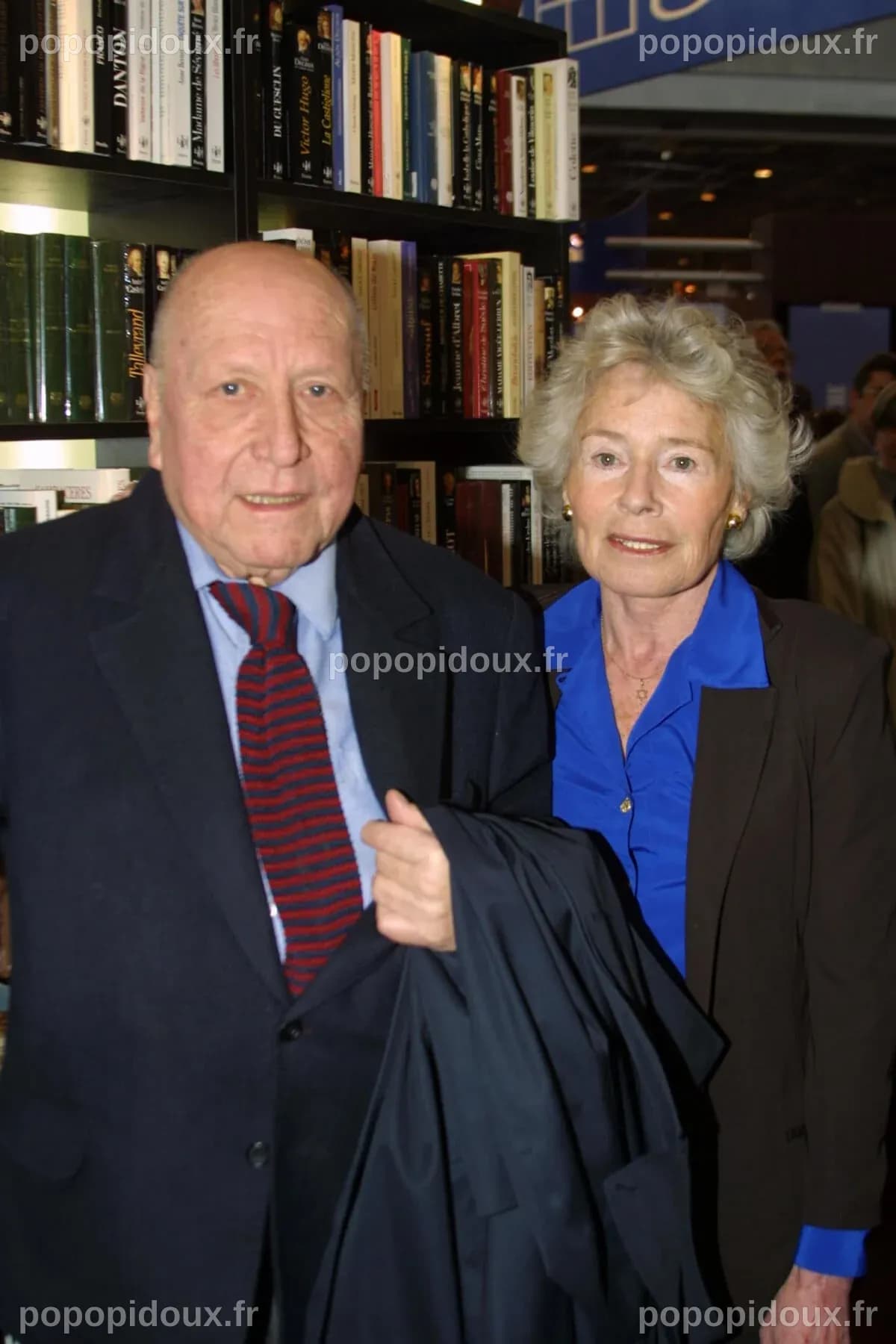 Photo : En 1967, elle épouse Jean-François Revel, avec qui elle ...