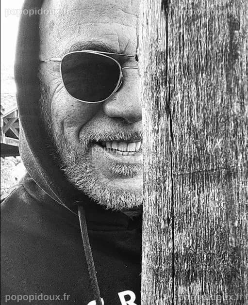 Pascal Obispo : Origine Asiatique ou Réalité ?
