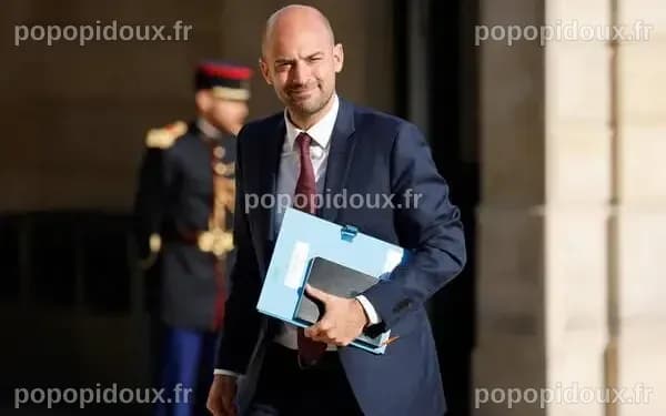 Le ministre Jean-Noël Barrot décore une lobbyiste du Mediator… et ...